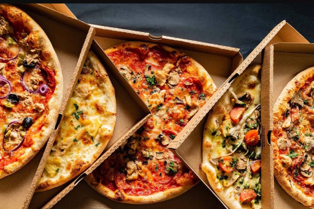 Pizza à emporter : pourquoi ce choix est parfait pour un dîner rapide et savoureux ?